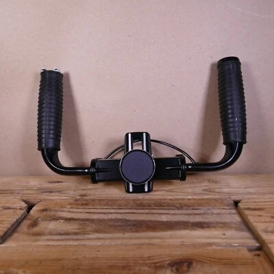 GENUINE HASSELBLAD DOUBLE HANDGRIP 46132 WITH RELEASE CORD FOR 500EL/M - Image 1 of 4