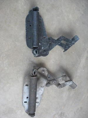 Bisagras de maletero Kaiser 1953-55 ¡¡Nuevo de Lote Antiguo Raro!!!  Foto 1 de 2