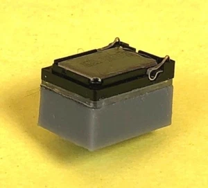 SUGAR CUBE SPEAKER - Suits ESU, TCS, WOW, Tsunami, QSI, ZIMO sound decoders - Picture 1 of 6