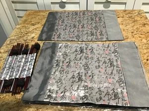 Orientalisches Design Seide 6 Tischsets Silber 6 Sets Essstäbchen im Halter - - Bild 1 von 4