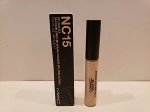 Mac ~ Studio Fix 24hr Smooth Wear Concealer ~ NC15 ~ NIB - Picture 1 of 2