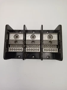Square D 9080LBA365112 Power Distribution Block 3-Pole, 1 Line, 12 Load, Seri. C - Picture 1 of 6