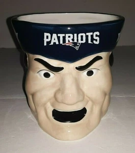 New England Patriots NFL 18 oz Sculpted Mascot Mug - Picture 1 of 5