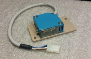 YAMATAKE YP11351621 CONTROLLER SENSORE FOTOELETTRICO RARO!!! NUOVO USA RARO $259 - Foto 1 di 2