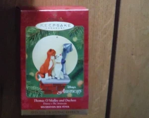 Disney Hallmark Ornament ARISTOCATS - Picture 1 of 1