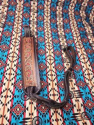 TOREL TOOLED WHITE STITCHED LEATHER PADDED TWO TONED RIFLE SLING SUEDE BACKED  - Image 1 of 4