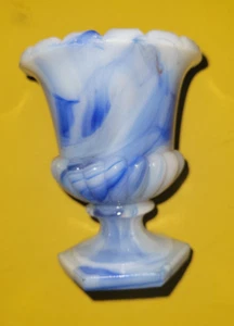 Vintage Akro Agate Blue & White Slag Glass Crow Hallmark #764 Vase 3" - Picture 1 of 10
