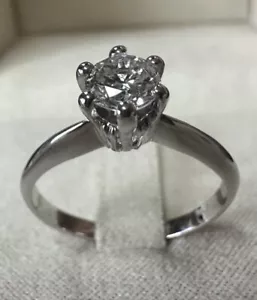 ANELLO IN ORO 18kt. SOLITARIO CON DIAMANTE NATURALE TAGLIO BRILLANTE ct. 0,66 - Bild 1 von 8