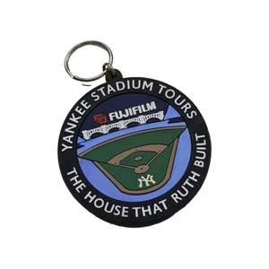 New York Yankees Stadium Tours Keychain Sealed Fujifilm MLB Baseball - Picture 1 of 4