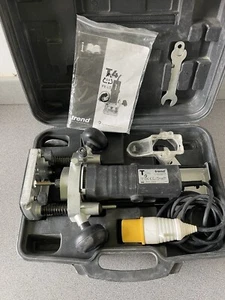 Trend T4E 1/4" Variable Speed Router 110v 850W With Accessories Case Little Use - Picture 1 of 3