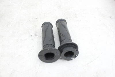 09-14 YAMAHA YZF R1 EMPUÑADURAS DE MANILLAR Foto 1 de 4