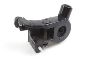 KAWASAKI Z 900 132800306 Soporte Palanca Embrague ZR900F 20-24 Del Brac - Imagen 1 de 3