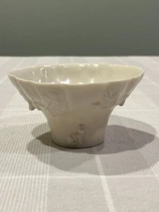 Antique Chinese Qing Dynasty Blanc De Chine Dehua Porcelain Libation Cup - Picture 1 of 16