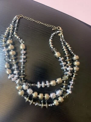 Collar Premier Designs MINA DE ORO Latón Antiguo Chapado en Oro Mate Tonos Plata Foto 1 de 4