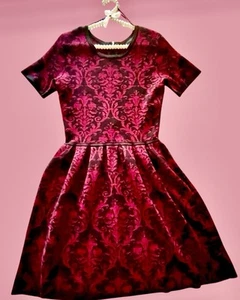 Romeo & Juliet Couture Damask Ponte Knit Sweater Dress Sz M Red & black Baroque - Picture 1 of 13