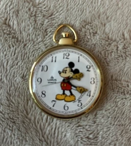 Vtg Lorus V501-0A00 Gold Plated Mickey Mouse Disney Quartz Pocket Watch - Picture 1 of 3