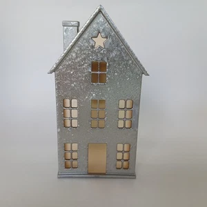 Bath & and Body Works Wallflower Plug In Light Up 24/7 Silver House Luminary - Picture 1 of 8