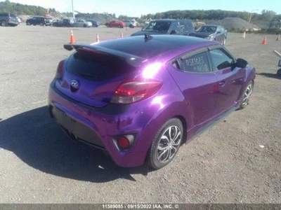 Used Driving Light fits: 2013 Hyundai Veloster Fog-Driving bumper mounted w/roun Foto 1 de 4