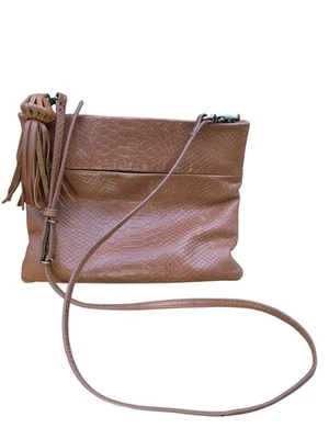 Bolso Bandolera The Sak Collective Cuero Tomboy con Acento de Borla en Tostado Foto 1 de 4