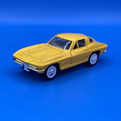 Majorette Legends '63 Chevrolet Corvette Sting Ray 1/32 Diecast Yellow 2403 1963 - Image 1 of 4