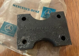 NOS Genuine Mercedes Benz 300dCD Rubber Exhaust Mount Buffer Adenauer W189 - Bild 1 von 2