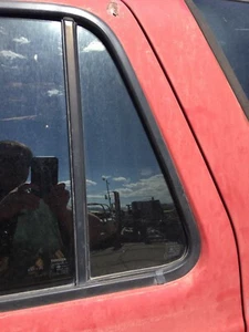 VENTANA DE VENTILACIÓN TRIANGULAR TRASERA DEL CONDUCTOR CRISTAL 90 91 92 93 94 95 TOYOTA 4RUNNER OEM - Imagen 1 de 1