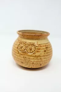 Vaso ceramica fatto a mano artista firmato Barbara motivo gufo? - Foto 1 di 8