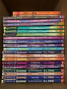 Mixed Huge Lot of 21 RL Stine PB Horror Books Goosebumps Series 2000 - Picture 1 of 21