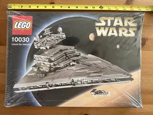 LEGO Star Wars 10030 Imperial Star Destroyer Original Building Instructions ONLY - Picture 1 of 3