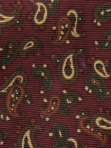 BROOKS BROTHERS  Maroon Black Tan Paisley Silk Tie USA  60 x 3½ - Picture 1 of 4