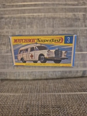matchbox superfast lesney NO 3 MERCEDES BENZ BINZ AMBULANCE repro box - Image 1 of 4