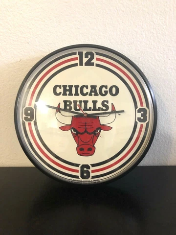 Vintage Chicago Bulls Wall Clock P&K Products Company 1989 NBA - Tested Works! Cover