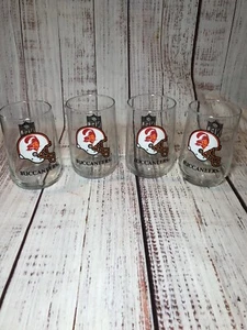Set Of 4 80’s Tampa Bay Buccaneers Glass NFL Football Old Logo Bucco Bruce 4.5" - Picture 1 of 10