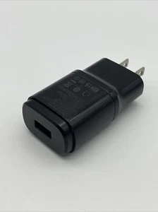 Genuino LG Plug MCS-04WD2 - FABRICANTE DE EQUIPOS ORIGINALES 5V USB Cargador Adaptador de CA - Imagen 1 de 3