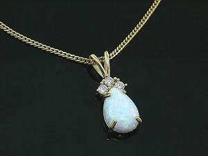 333 Gold Anhänger in Größe 18,5 mm x 7 mm mit Opal und Zirkonia OHNE KETTE