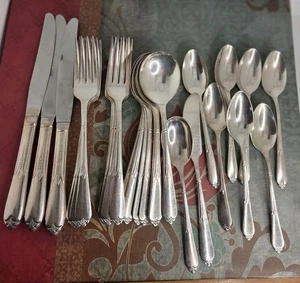 Rogers Bros Inspiration Muster verstärkte Platte teilweises Set * siehe Beschreibung  - Bild 1 von 8