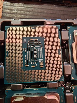 Intel Core i3-8100 CPU Processor 3.60GHz Quad-Core LGA1151 – NEW UNUSED - image 1 of 4