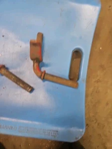 Wheel Horse 308 310 314 414 416 312-8 Tractor Steering Spindle - right - Picture 1 of 7