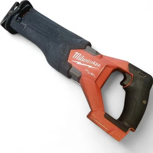 Sierra recíproca inalámbrica Milwaukee 2821-20 M18 FUEL SAWZALL - Imagen 1 de 5