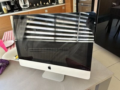 Apple iMac 21.5" (ssd 240 Gb, Intel Core i5, 2.5GHz, 16GB) - Immagine 1 di 4
