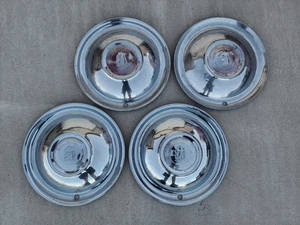 1951 1952 Plymouth Car 15" Hubcap Wheelcover Center Cap Set 4 OEM 51 52 Mopar  - Foto 1 di 16