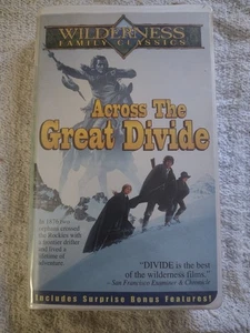 Quer durch die große Kluft Wildnis Familienklassiker Abenteuer Familie VHS Film - Bild 1 von 3