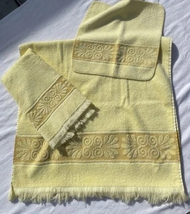 Vtg Yellow Cannon Monticello Bath & Hand Towel + Washcloth USA Fringe Sculpture - Picture 1 of 17