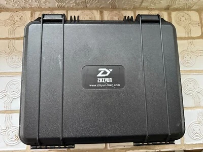 ZHIYUN CRANE PLUS Gimbal con Supporto originale a due mani e borsa rigida - Imagen 1 de 4