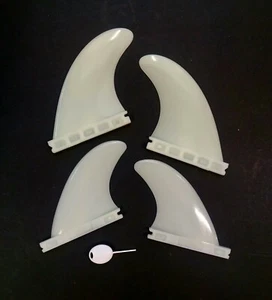 GLASS FLEX QUAD SURFBOARD FINS FUTURE BASE(4) w/hex key - Picture 1 of 2