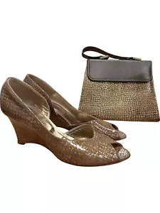 Sabrina Chic Peep Toe Wedge Heels Size UK 6.5 with Bag Gold Crocodile Pattern - Picture 1 of 9