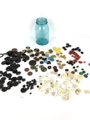 Gran Lote de Botones Ropa Vintage Coser Botón EE. UU. Más de 200 Foto 1 de 4