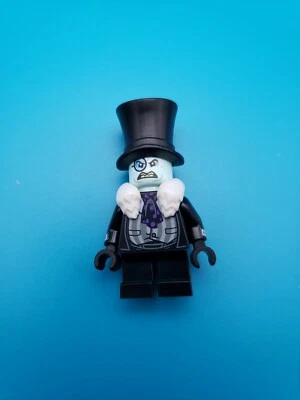 Lego DC Super Heroes Minifigure The Penguin - Scowling Face, Fur, Top Hat 70911! - Image 1 of 4