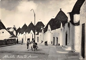 7397) ALBERO BELLO PIAZZA D'ANNUNZIO. (BARI) BAMBINI CHE GIOCANO. VIAGGIATA. - Picture 1 of 1