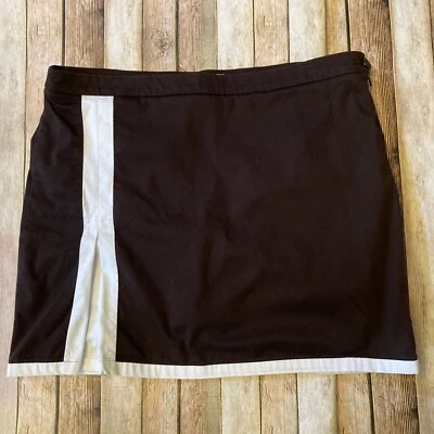 Dockers Golf Skort Dark Brown & White Size 16 Skort 2 Snap Back Pockets - Image 1 of 4